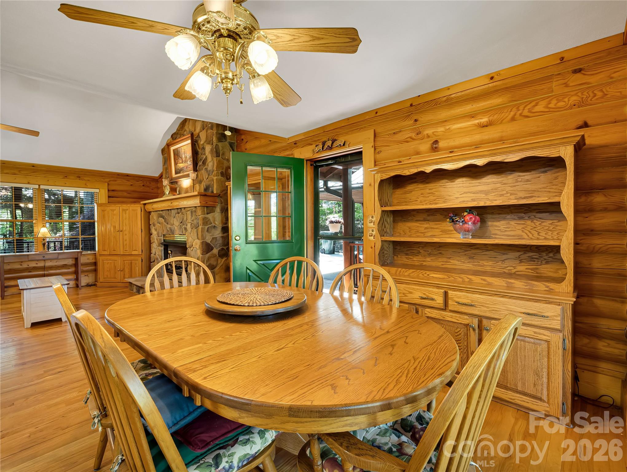 212 Glen Echo Circle Saluda NC 28773