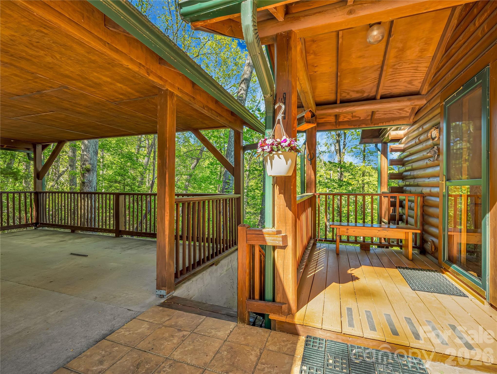 212 Glen Echo Circle Saluda NC 28773