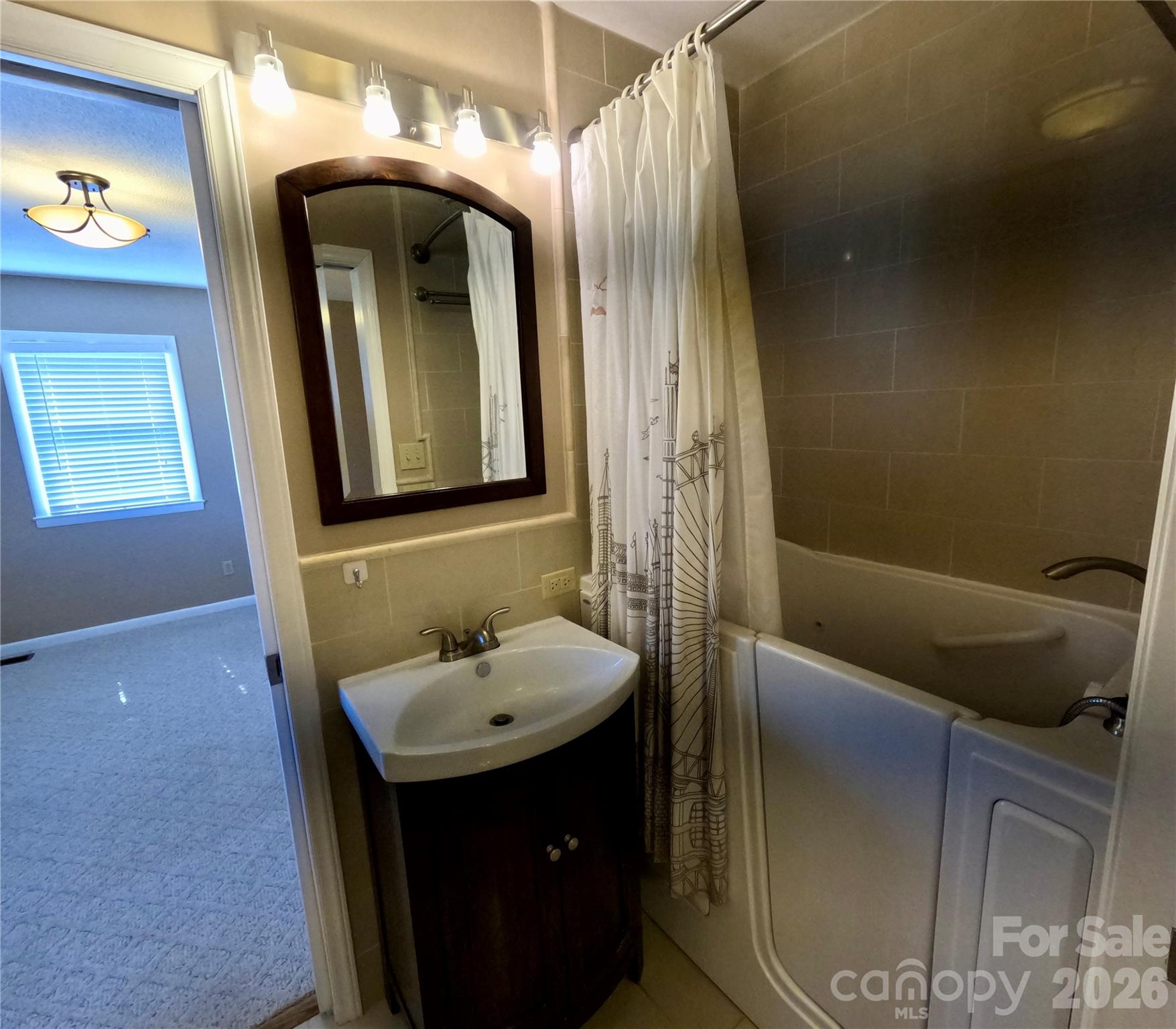 318 Mccall Drive Bessemer City NC 28016