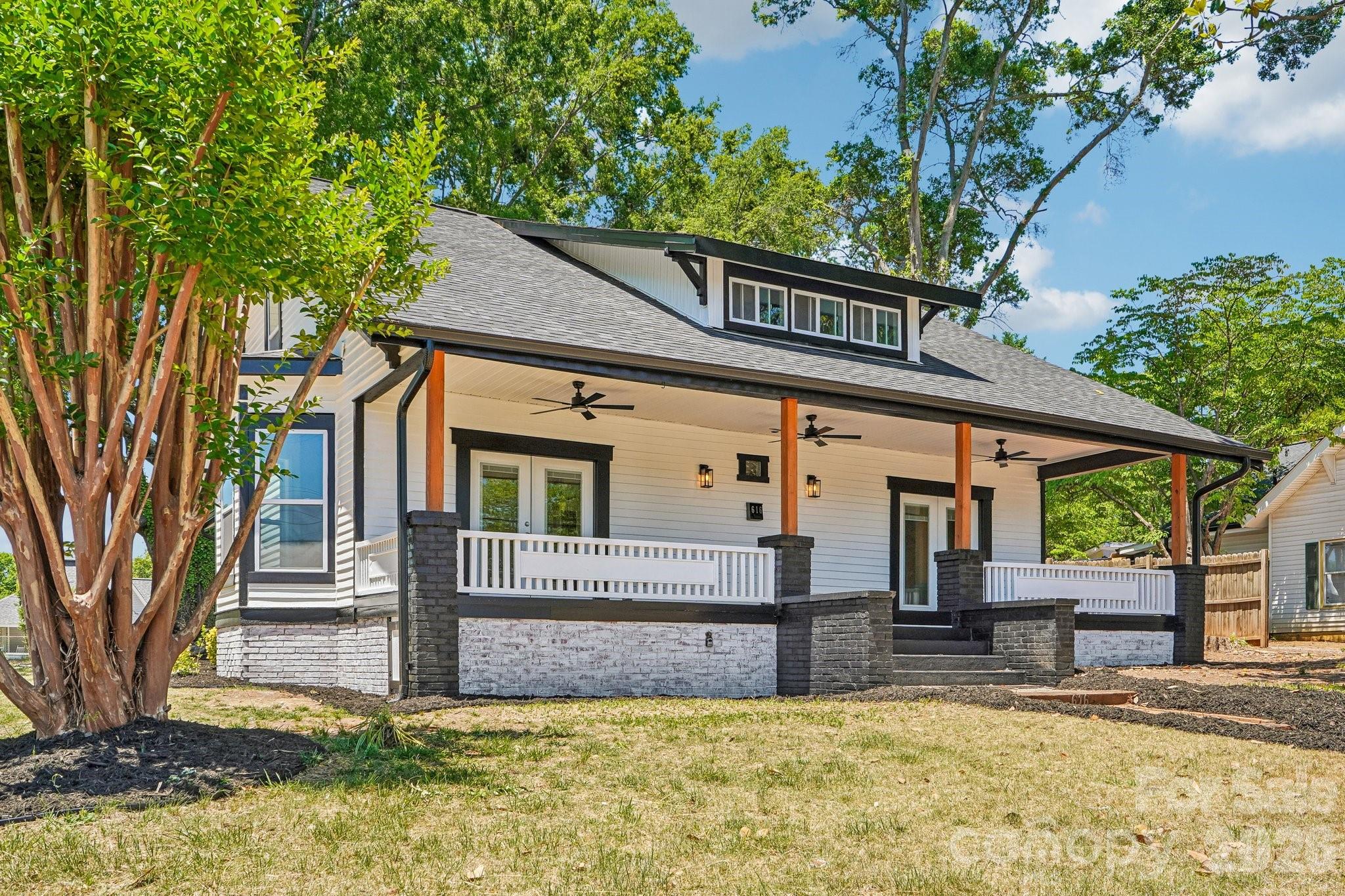 616 14th Street SW Hickory NC 28602