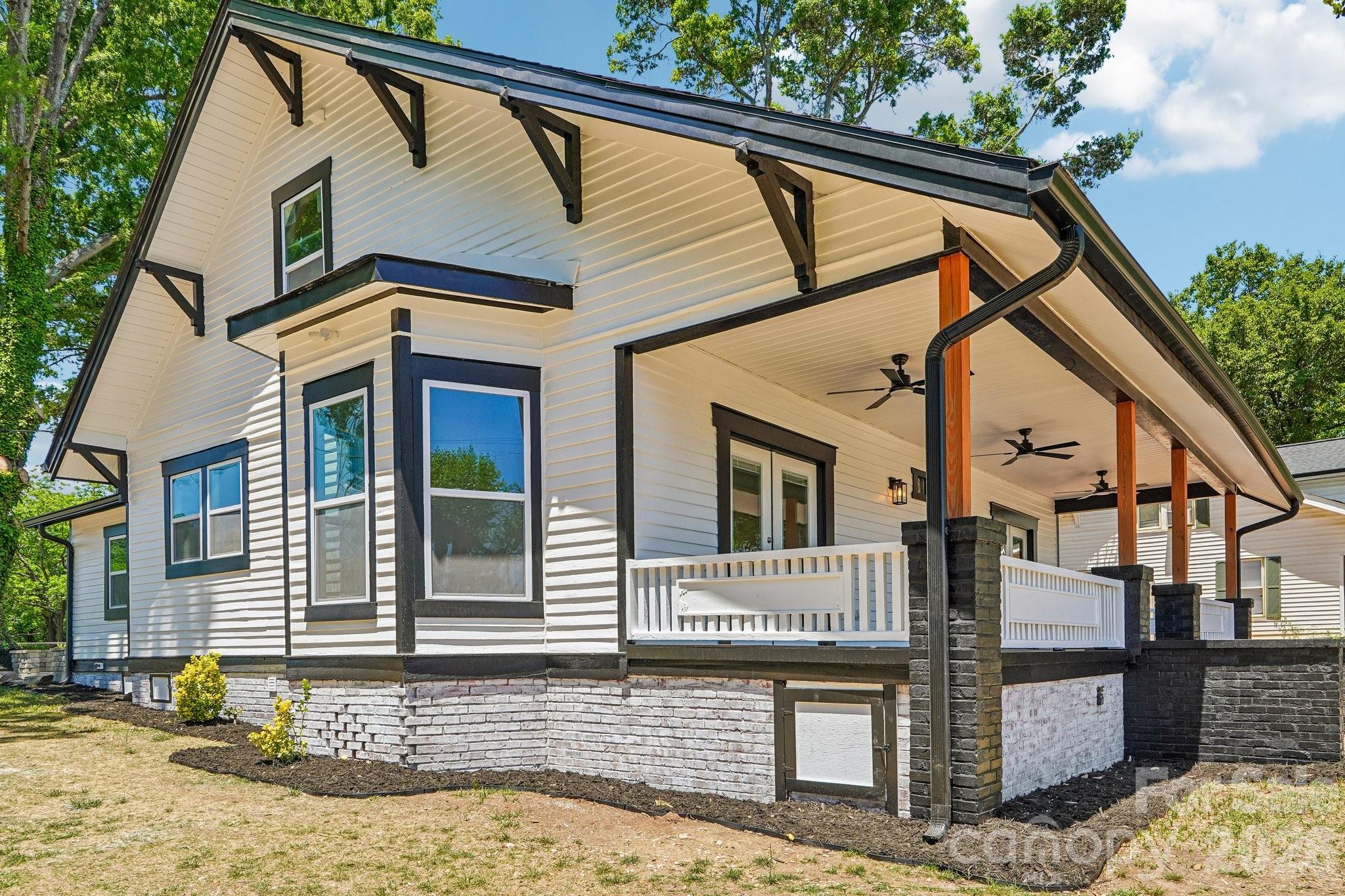 616 14th Street SW Hickory NC 28602