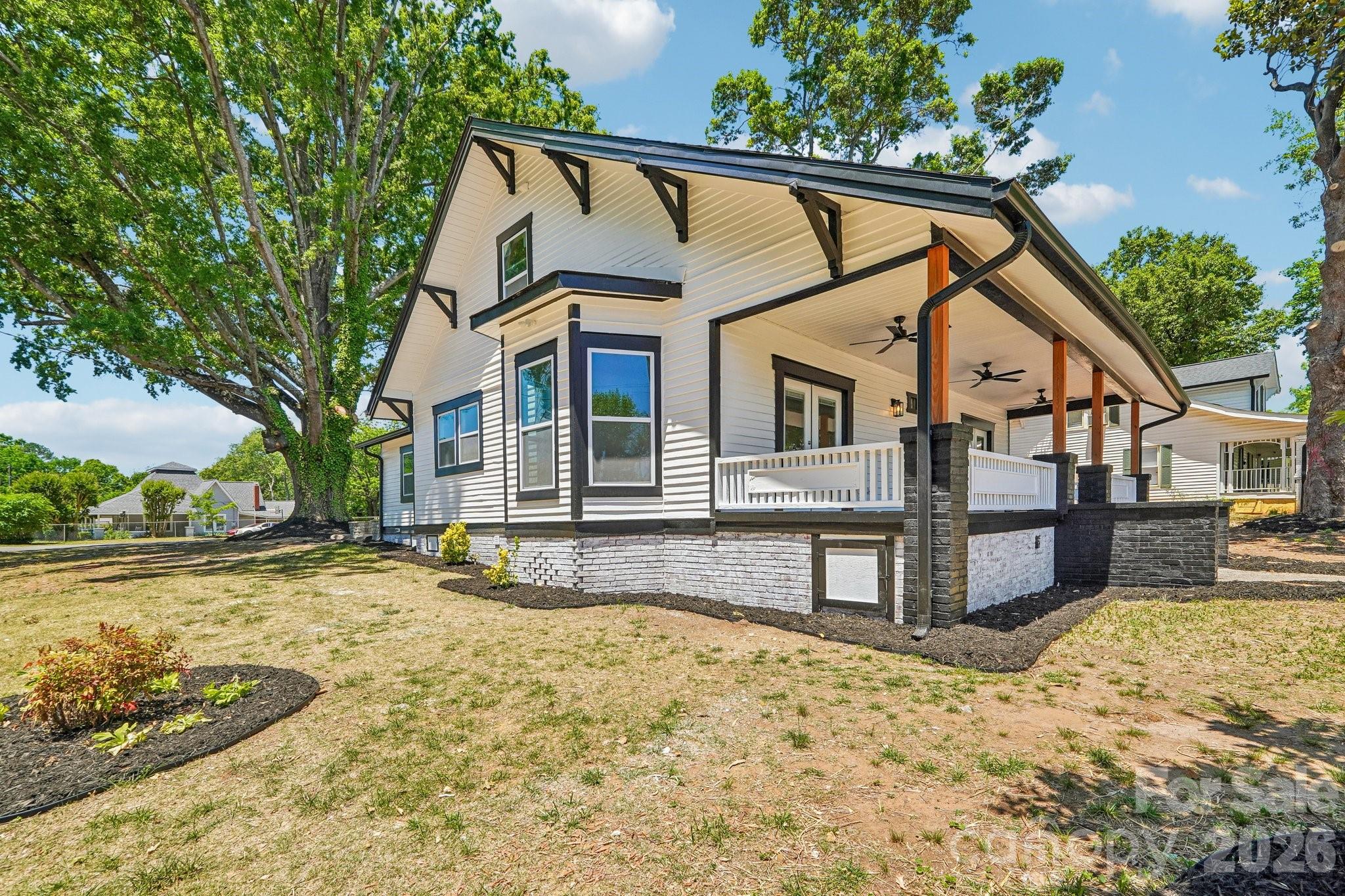 616 14th Street SW Hickory NC 28602