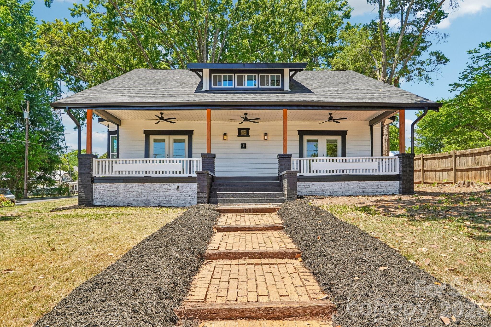 616 14th Street SW Hickory NC 28602
