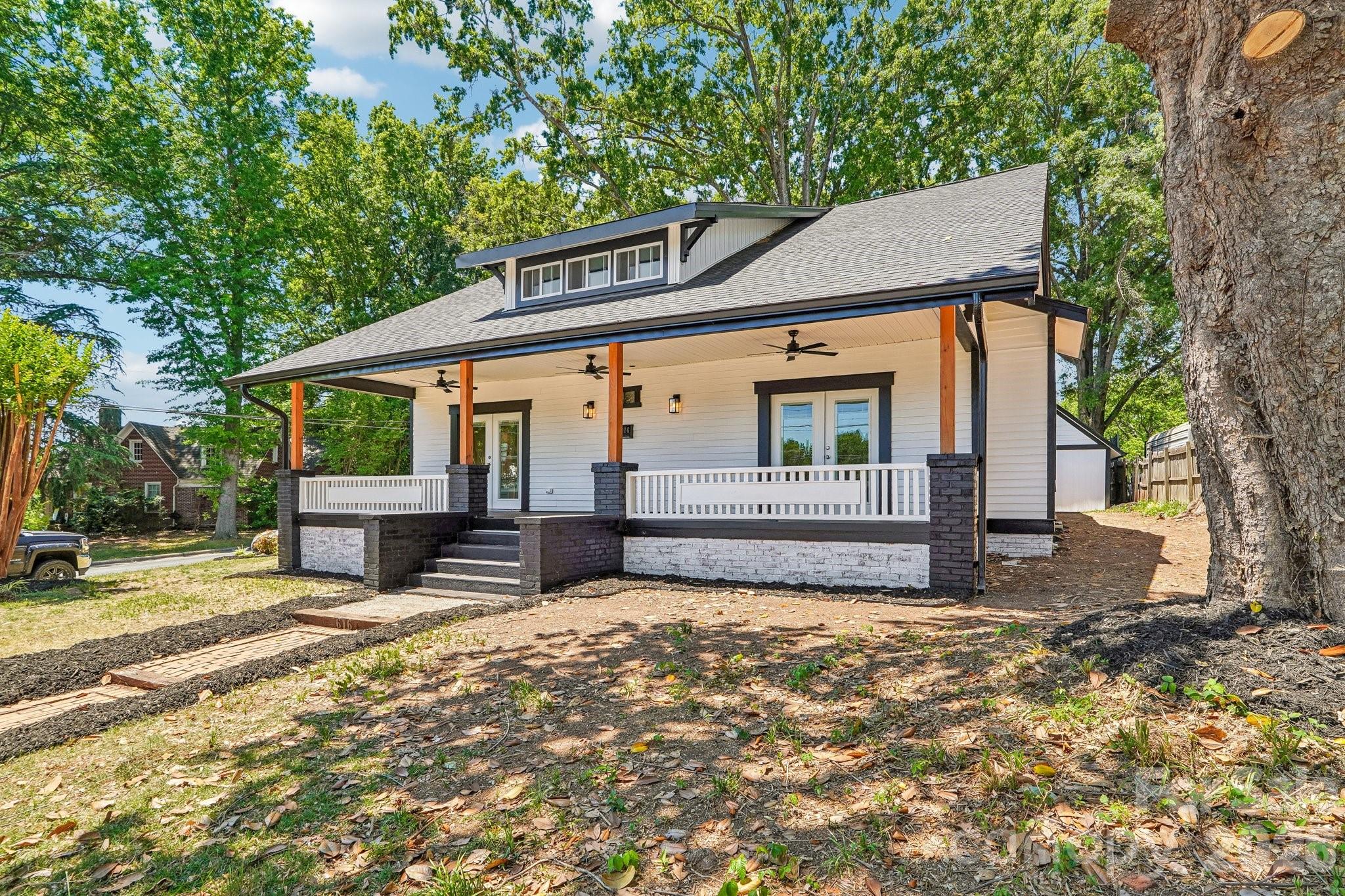 616 14th Street SW Hickory NC 28602