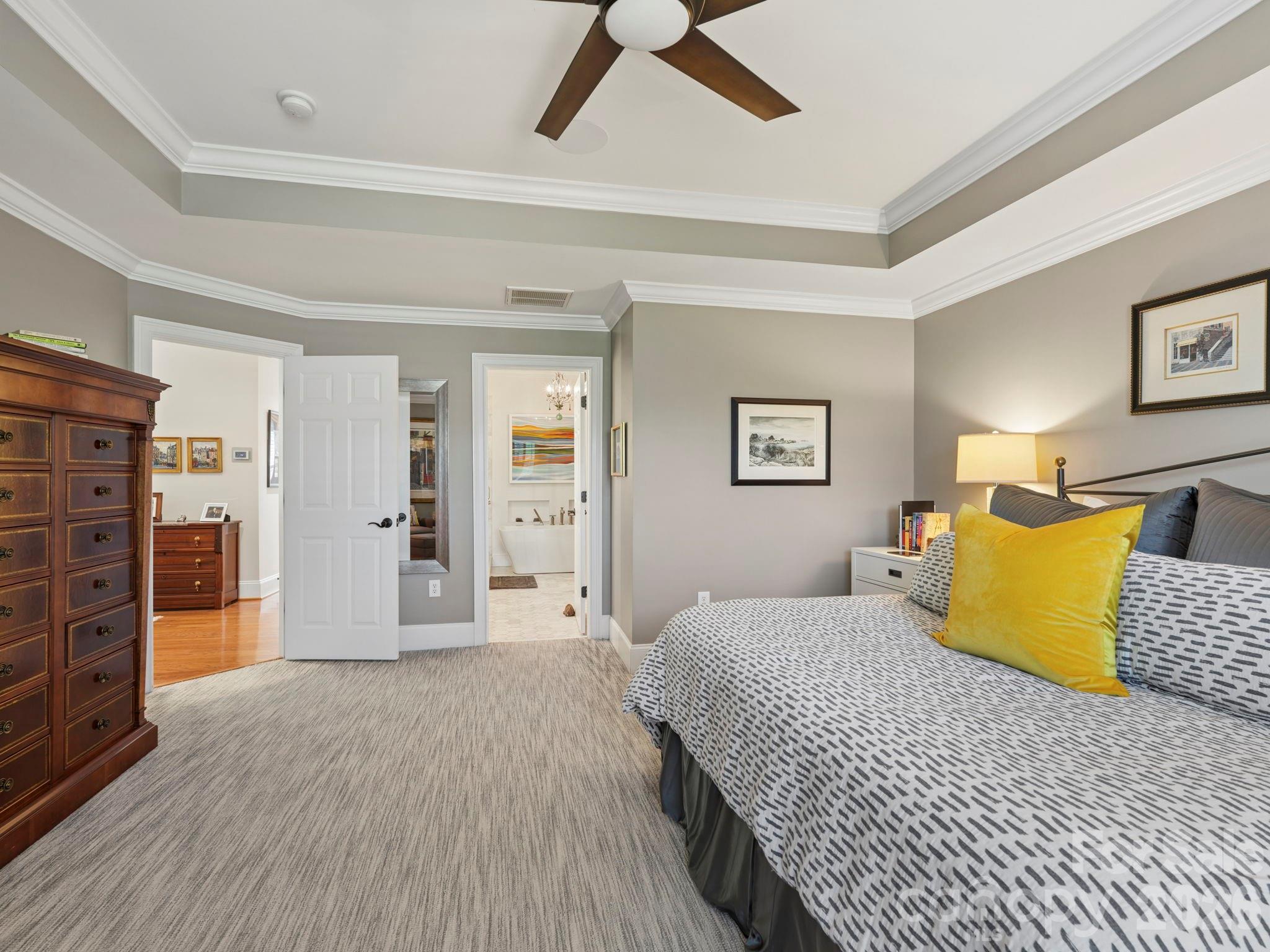 6826 Louisburg Square Lane Charlotte NC 28210
