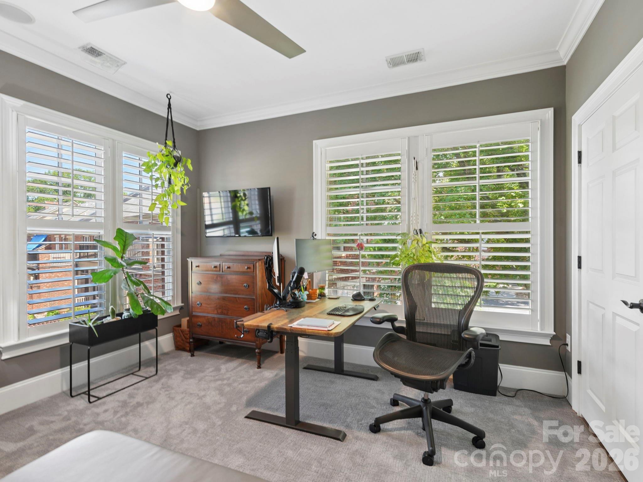 6826 Louisburg Square Lane Charlotte NC 28210