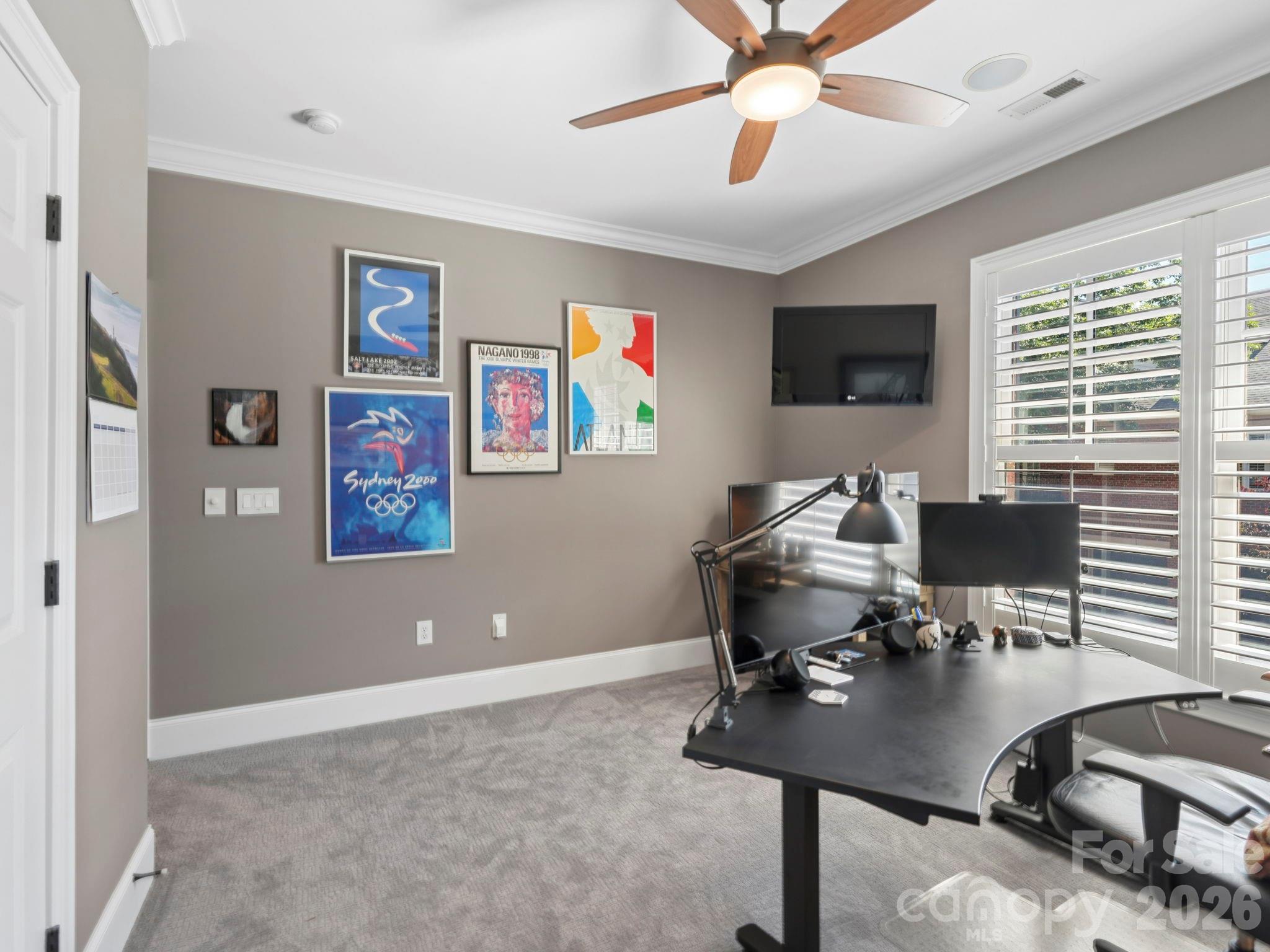 6826 Louisburg Square Lane Charlotte NC 28210