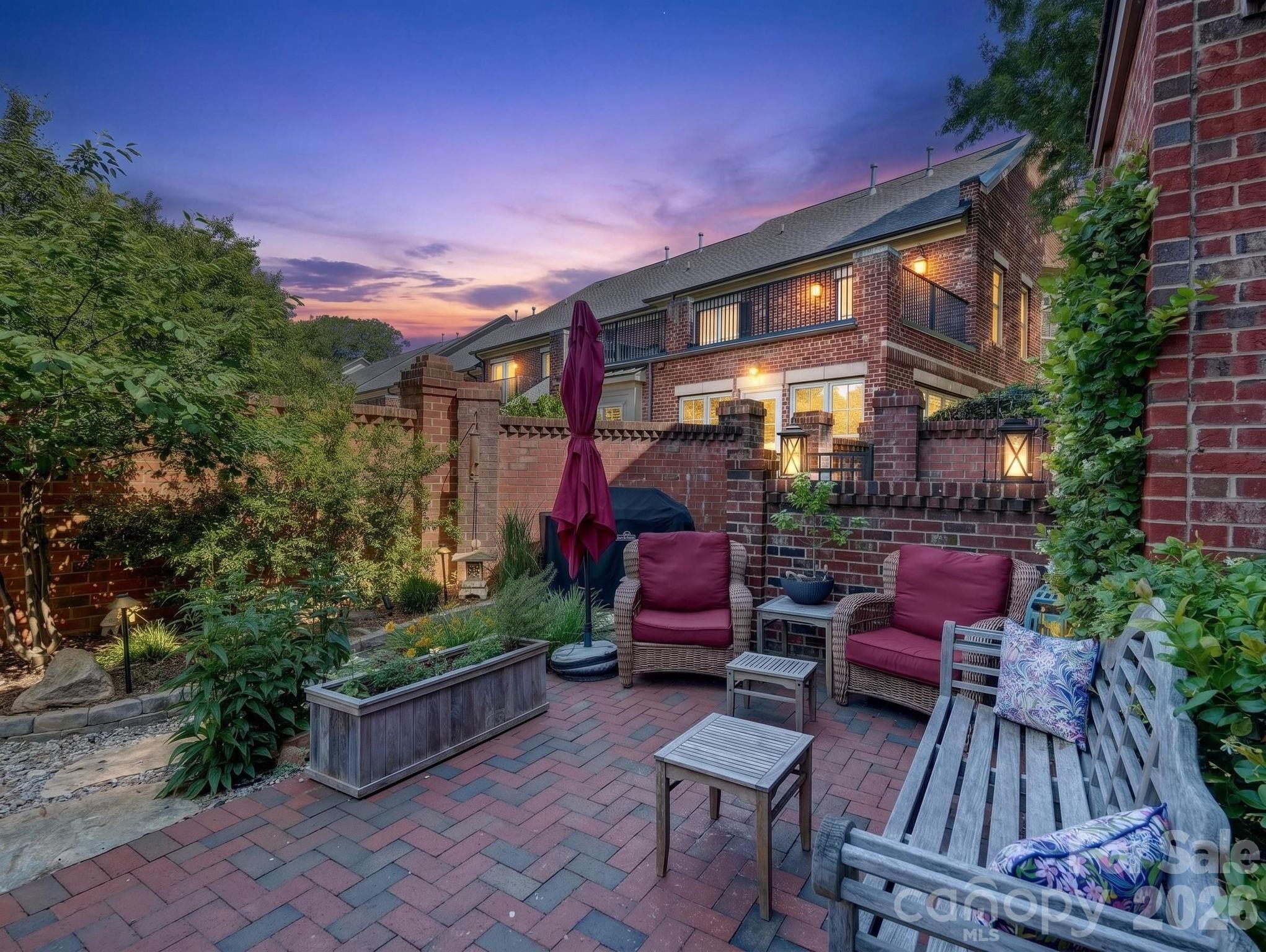 6826 Louisburg Square Lane Charlotte NC 28210