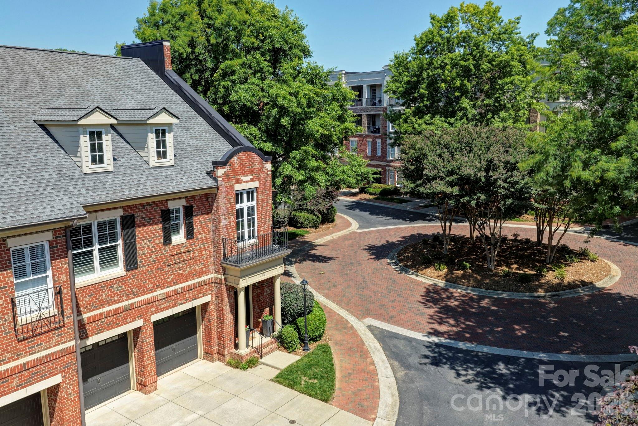 6826 Louisburg Square Lane Charlotte NC 28210