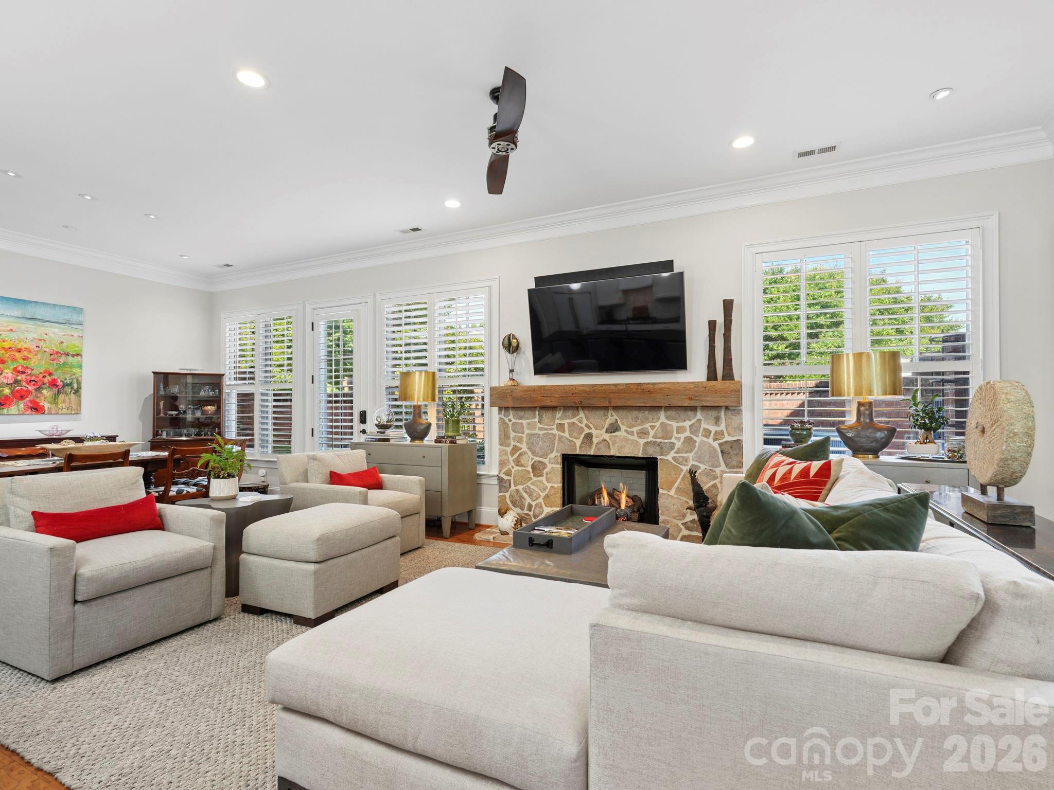 6826 Louisburg Square Lane Charlotte NC 28210