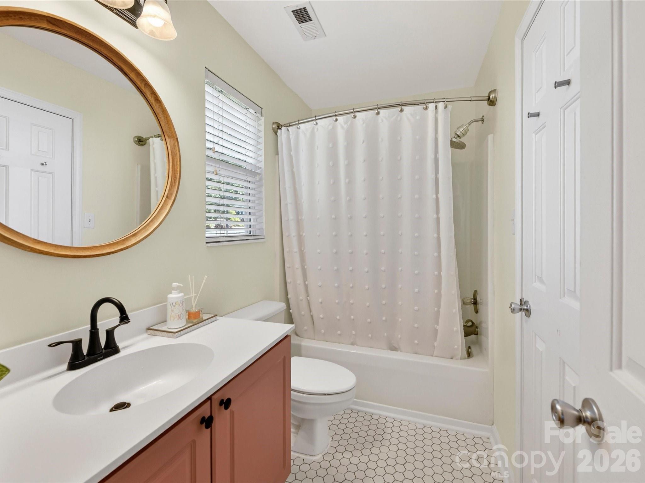 4131 Huntmeadow Drive Charlotte NC 28269