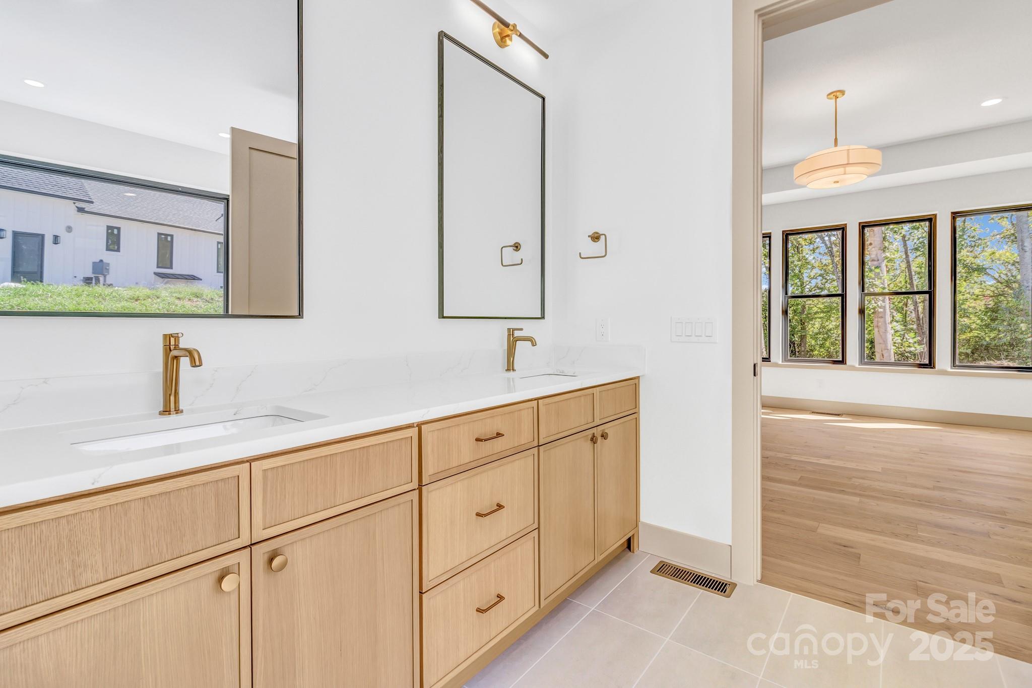 27 Baxter Woods Lane Candler NC 28715