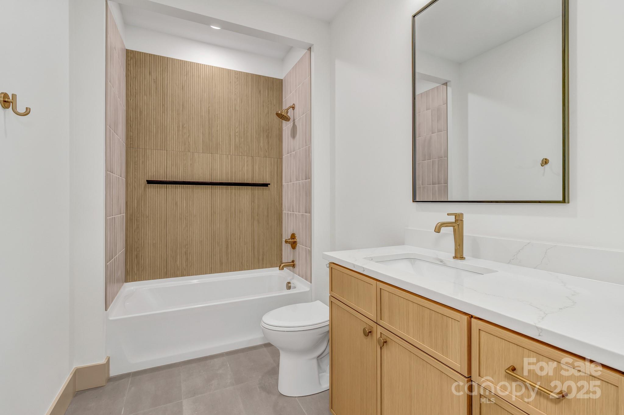 27 Baxter Woods Lane Candler NC 28715