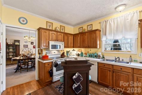 1146 Landrum Road Columbus NC 28722