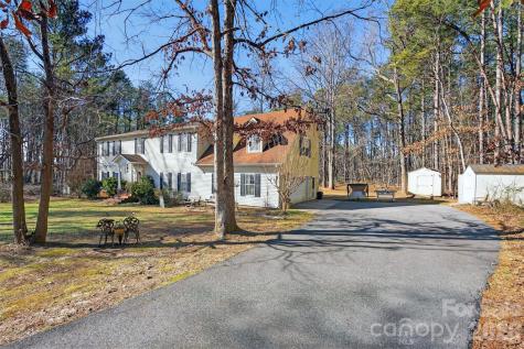 1146 Landrum Road Columbus NC 28722