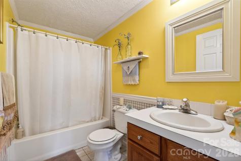 1146 Landrum Road Columbus NC 28722