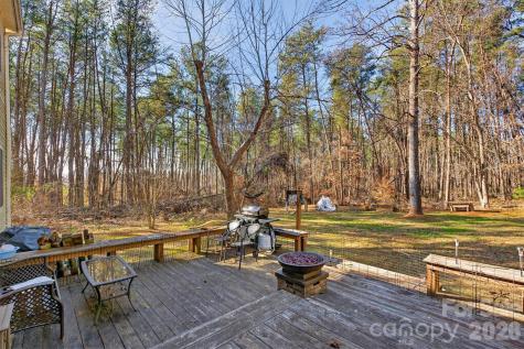 1146 Landrum Road Columbus NC 28722