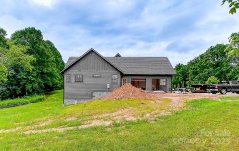 574 Skytop Farm Lane Hendersonville NC 28791