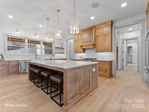 574 Skytop Farm Lane Hendersonville NC 28791