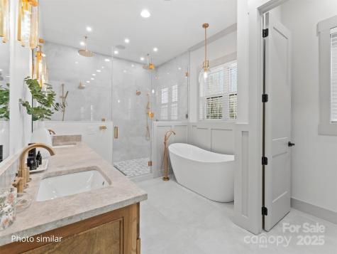 574 Skytop Farm Lane Hendersonville NC 28791