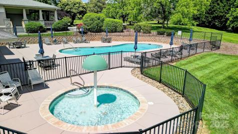 574 Skytop Farm Lane Hendersonville NC 28791