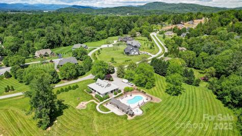 574 Skytop Farm Lane Hendersonville NC 28791