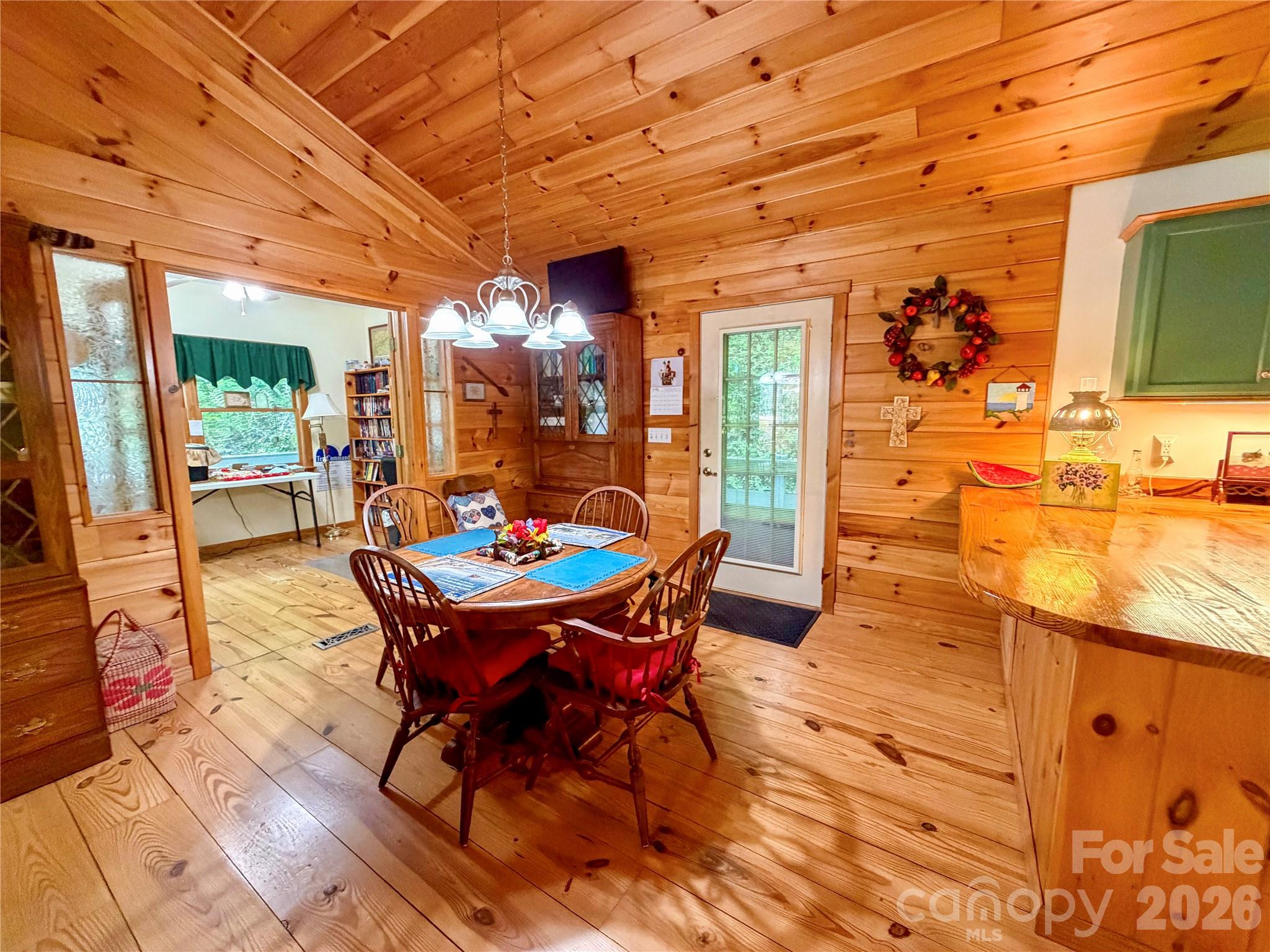 175 Cougar Lane Whittier NC 28789