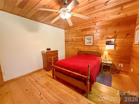 175 Cougar Lane Whittier NC 28789