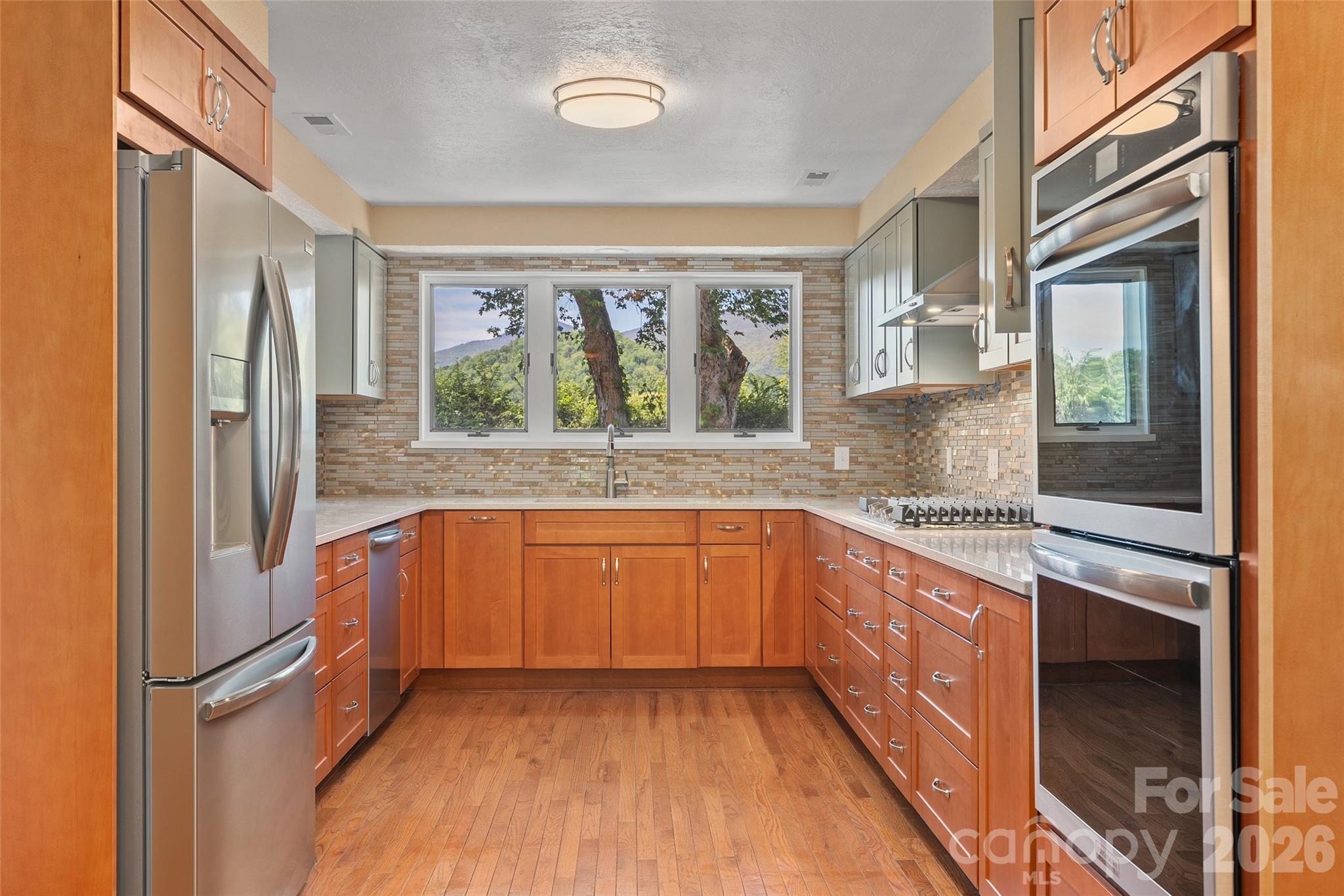142 Country Club Drive Waynesville NC 28786