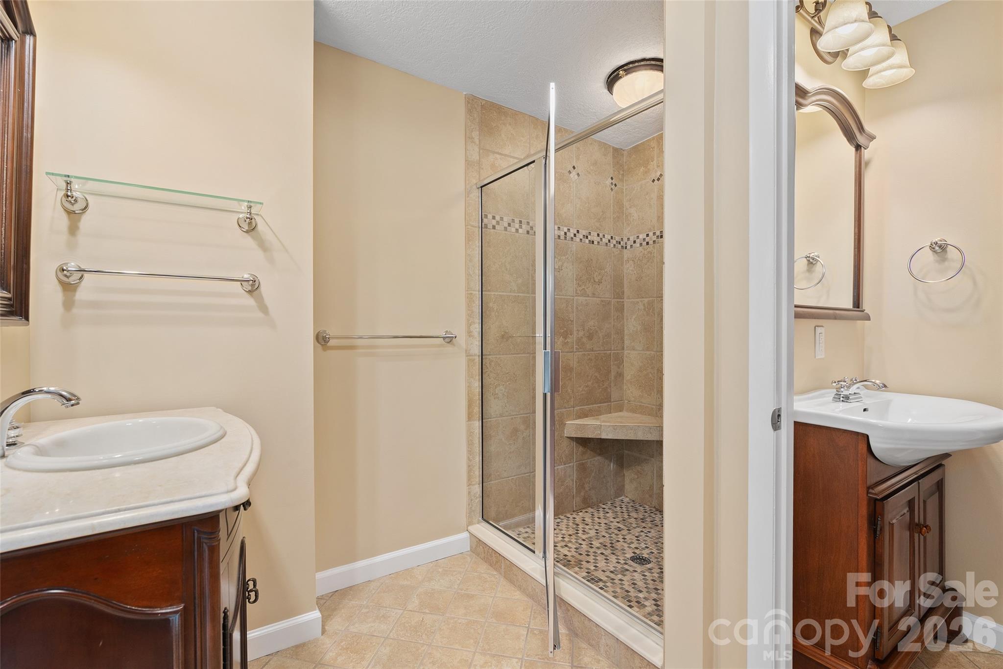 142 Country Club Drive Waynesville NC 28786
