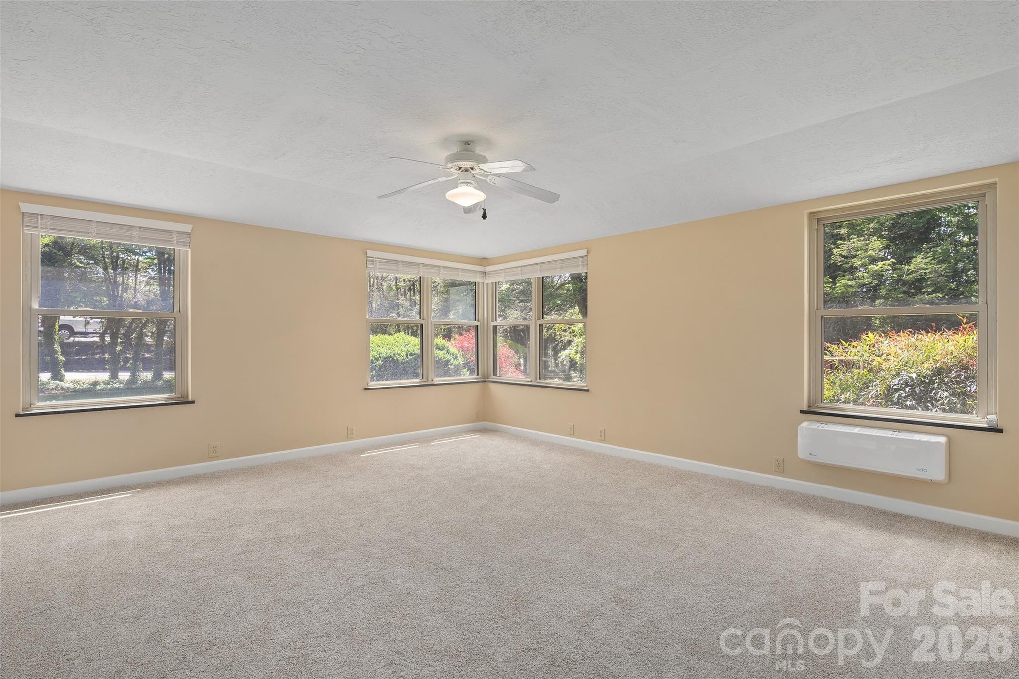 142 Country Club Drive Waynesville NC 28786