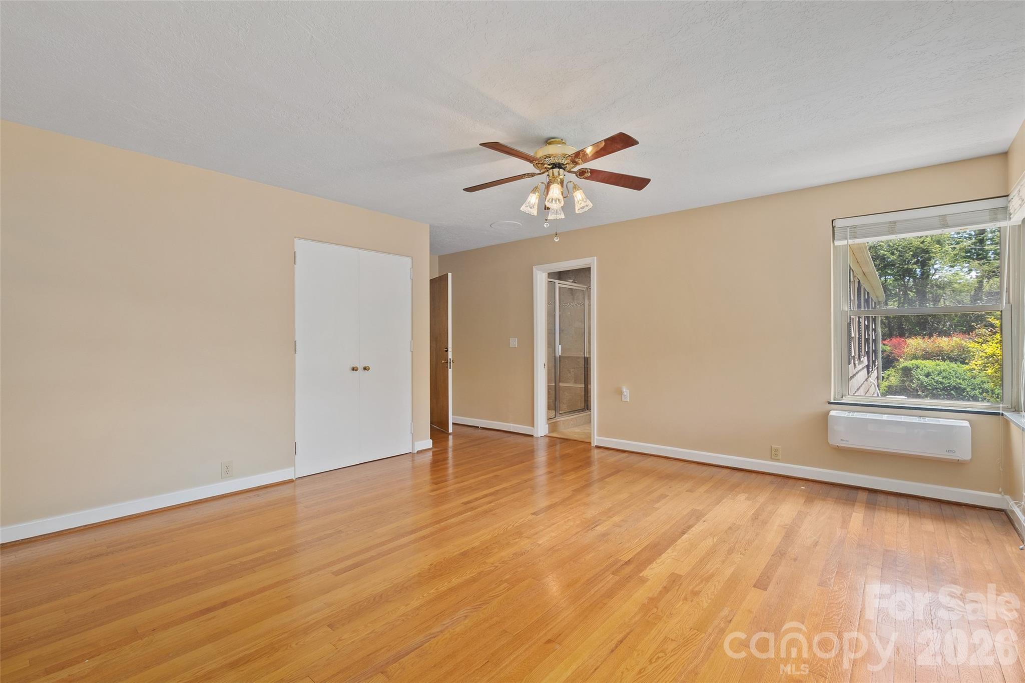 142 Country Club Drive Waynesville NC 28786