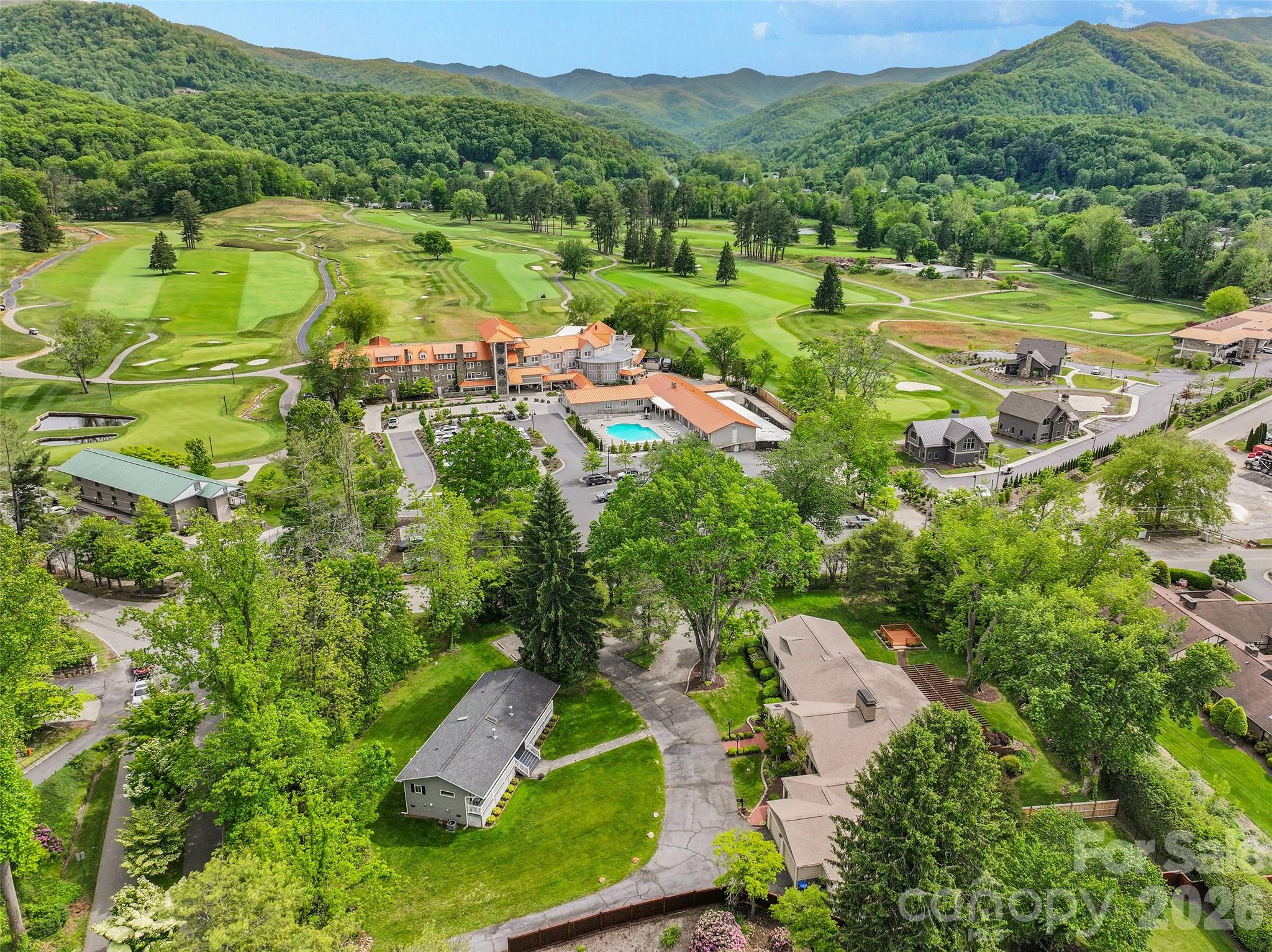 142 Country Club Drive Waynesville NC 28786