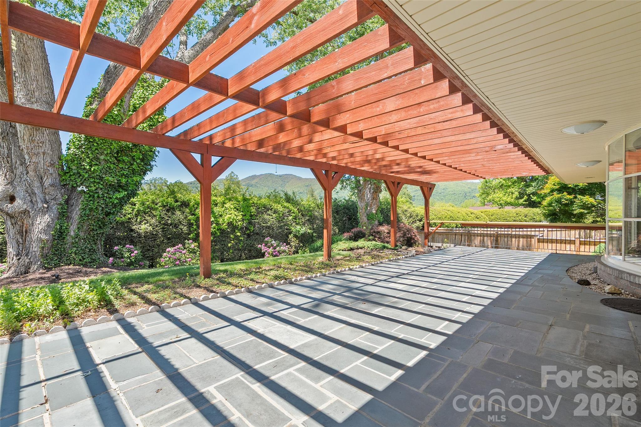 142 Country Club Drive Waynesville NC 28786