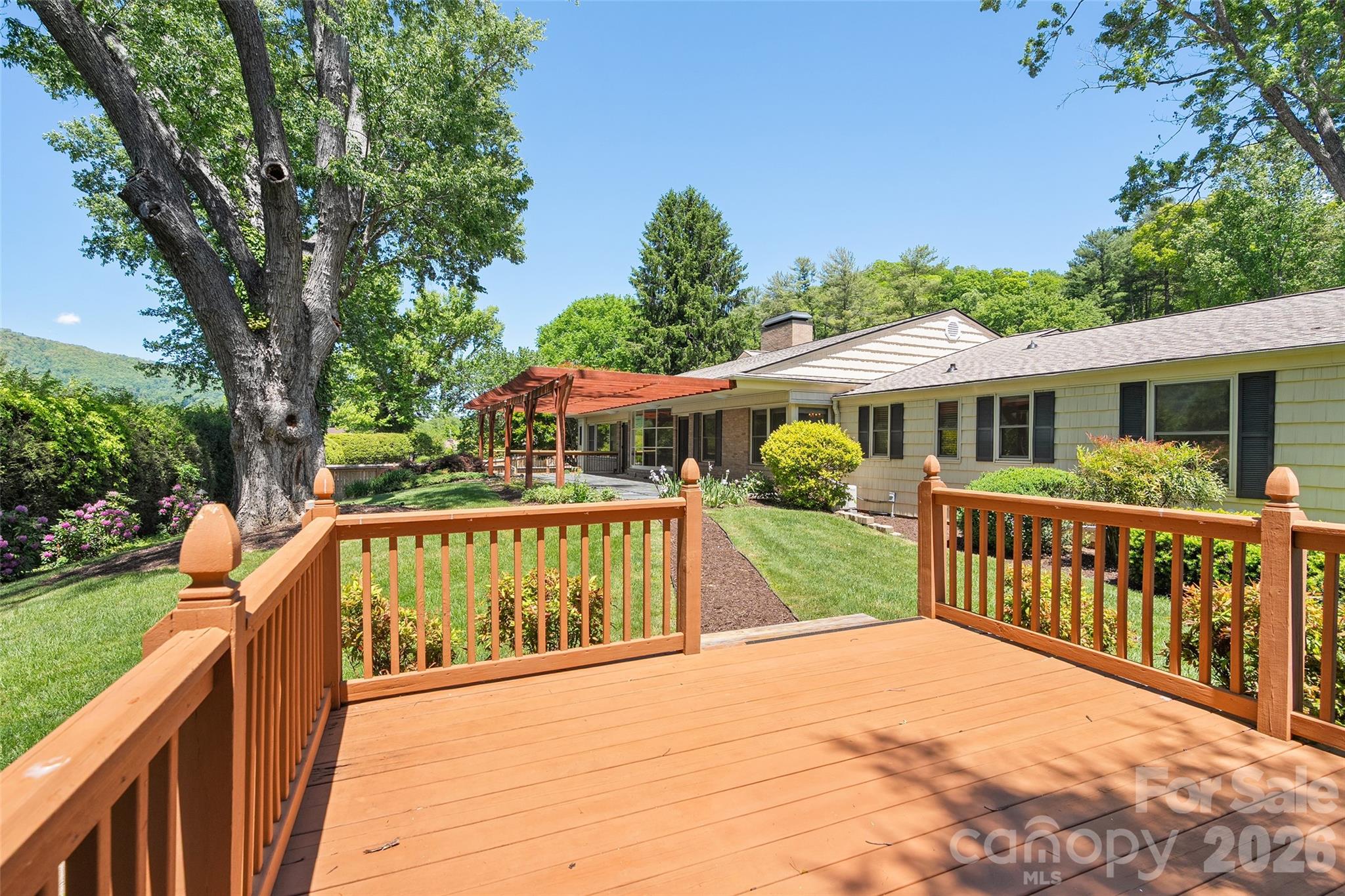142 Country Club Drive Waynesville NC 28786