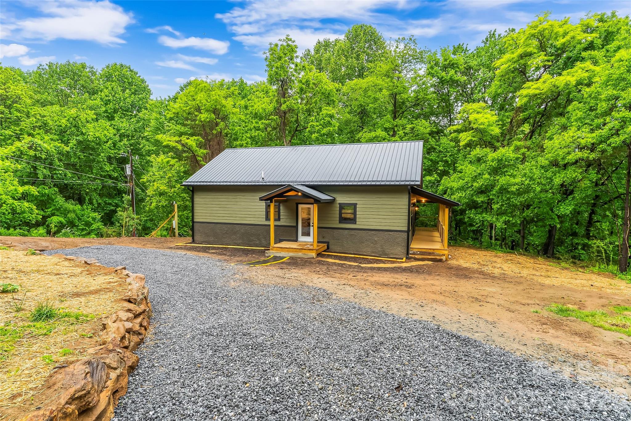 1737 Newfound Road Leicester NC 28748