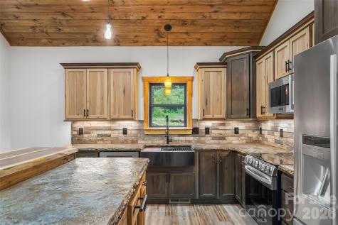 1737 Newfound Road Leicester NC 28748