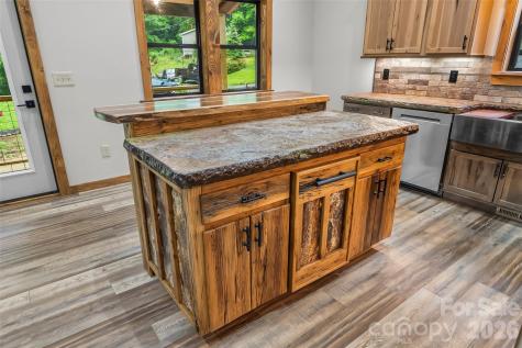 1737 Newfound Road Leicester NC 28748
