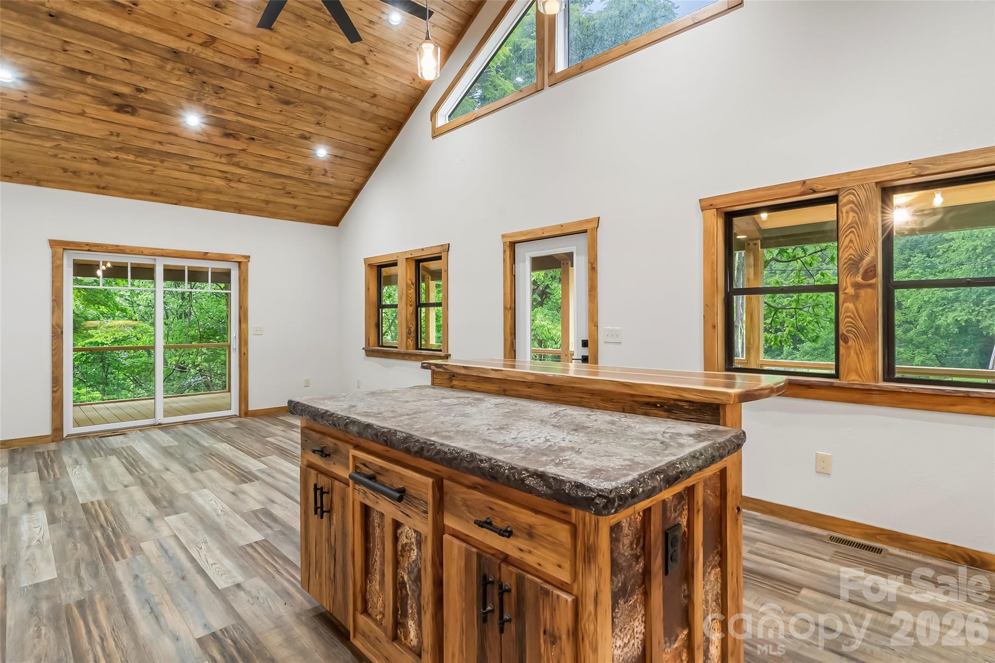 1737 Newfound Road Leicester NC 28748