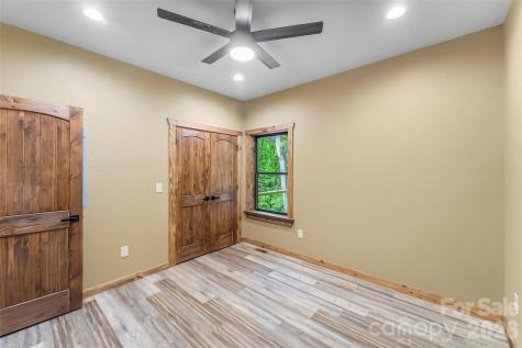 1737 Newfound Road Leicester NC 28748