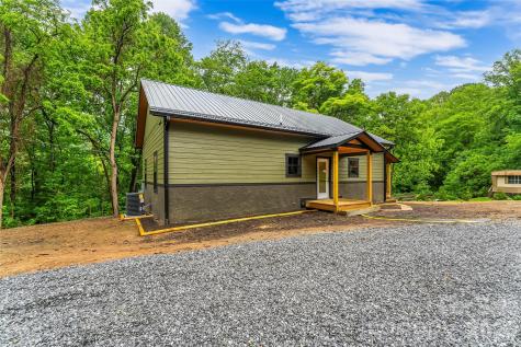 1737 Newfound Road Leicester NC 28748