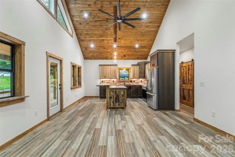 1737 Newfound Road Leicester NC 28748
