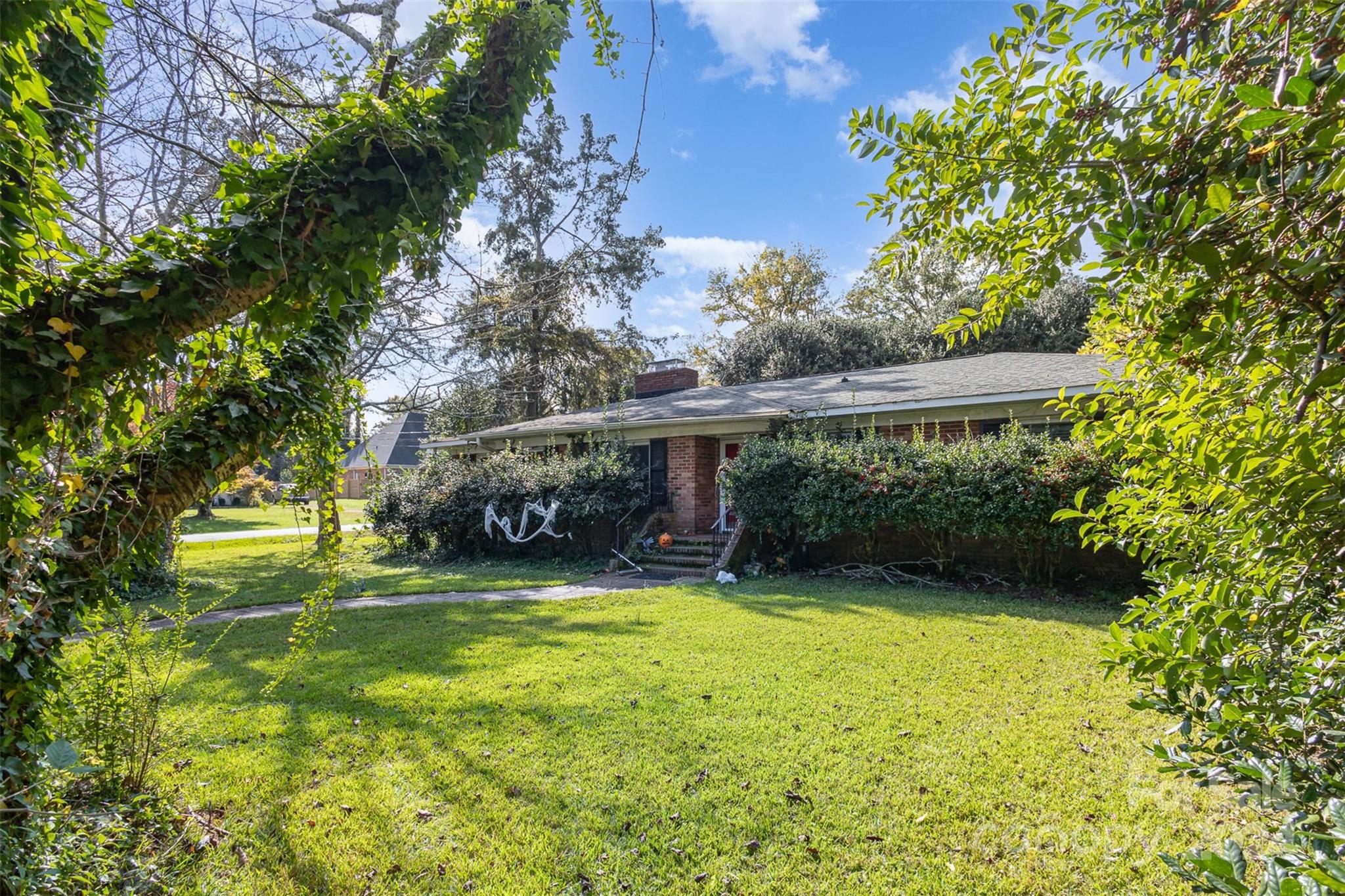 626 Shelton Street Charlotte NC 28270