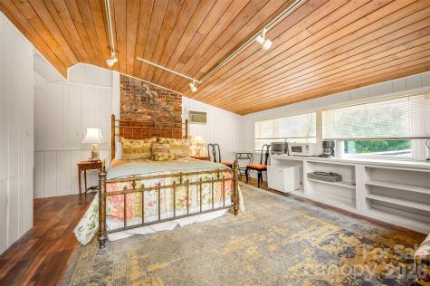936 Golden Road Tryon NC 28782