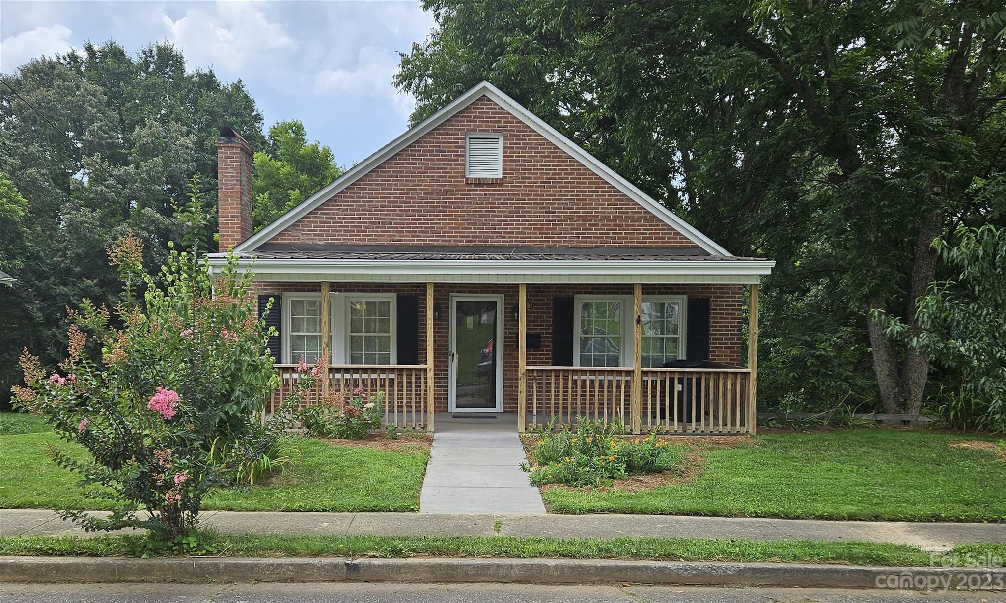 125 Evans Street Morganton NC 28655