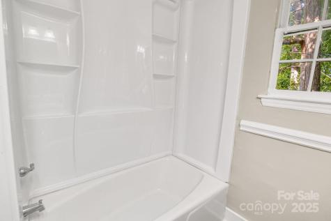 3637 Glenville Avenue Charlotte NC 28215