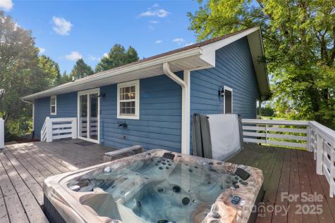 271 Breton Ridge Road Leicester NC 28748