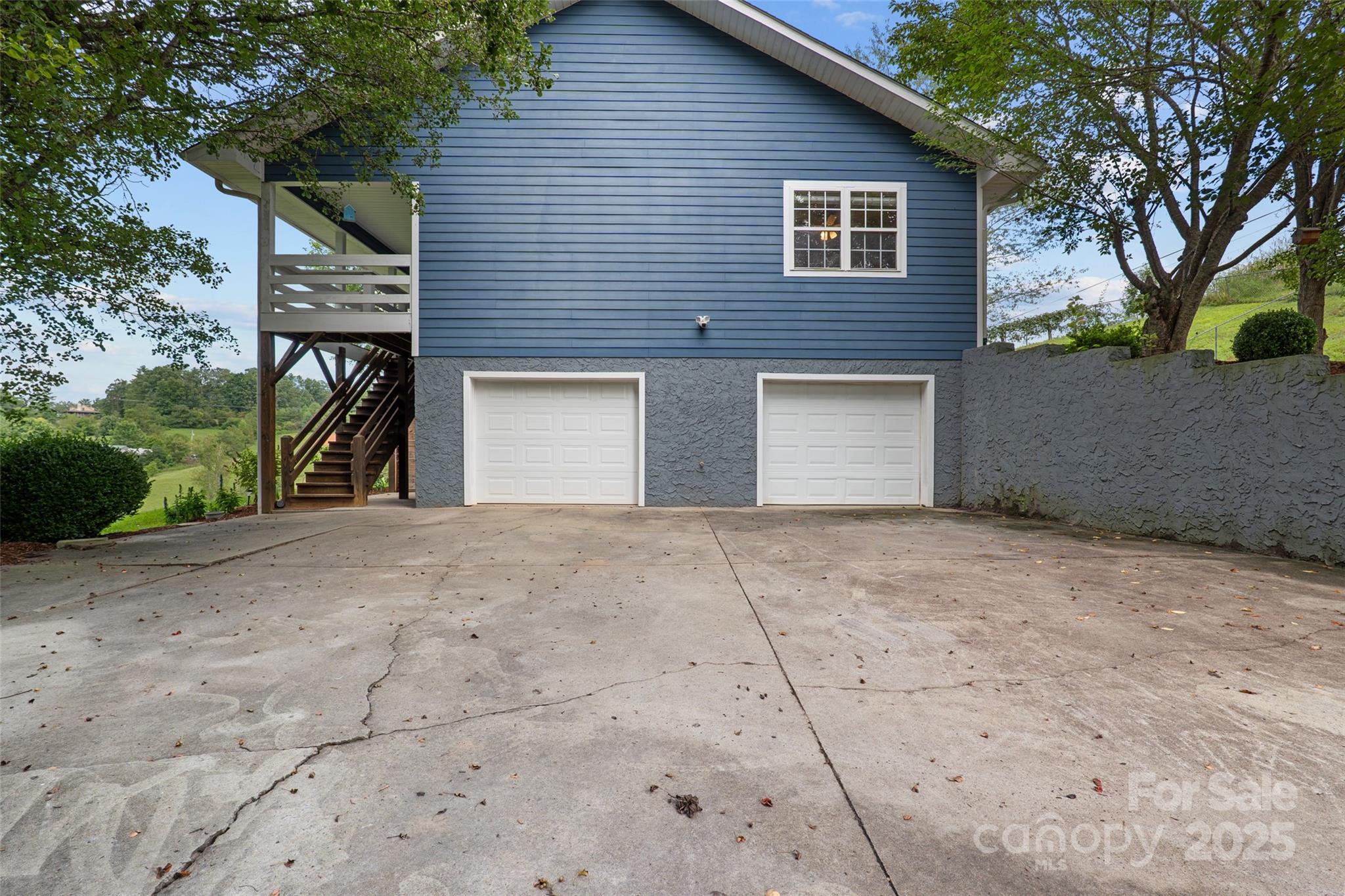 271 Breton Ridge Road Leicester NC 28748