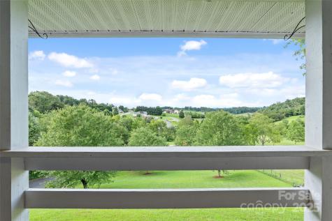 271 Breton Ridge Road Leicester NC 28748