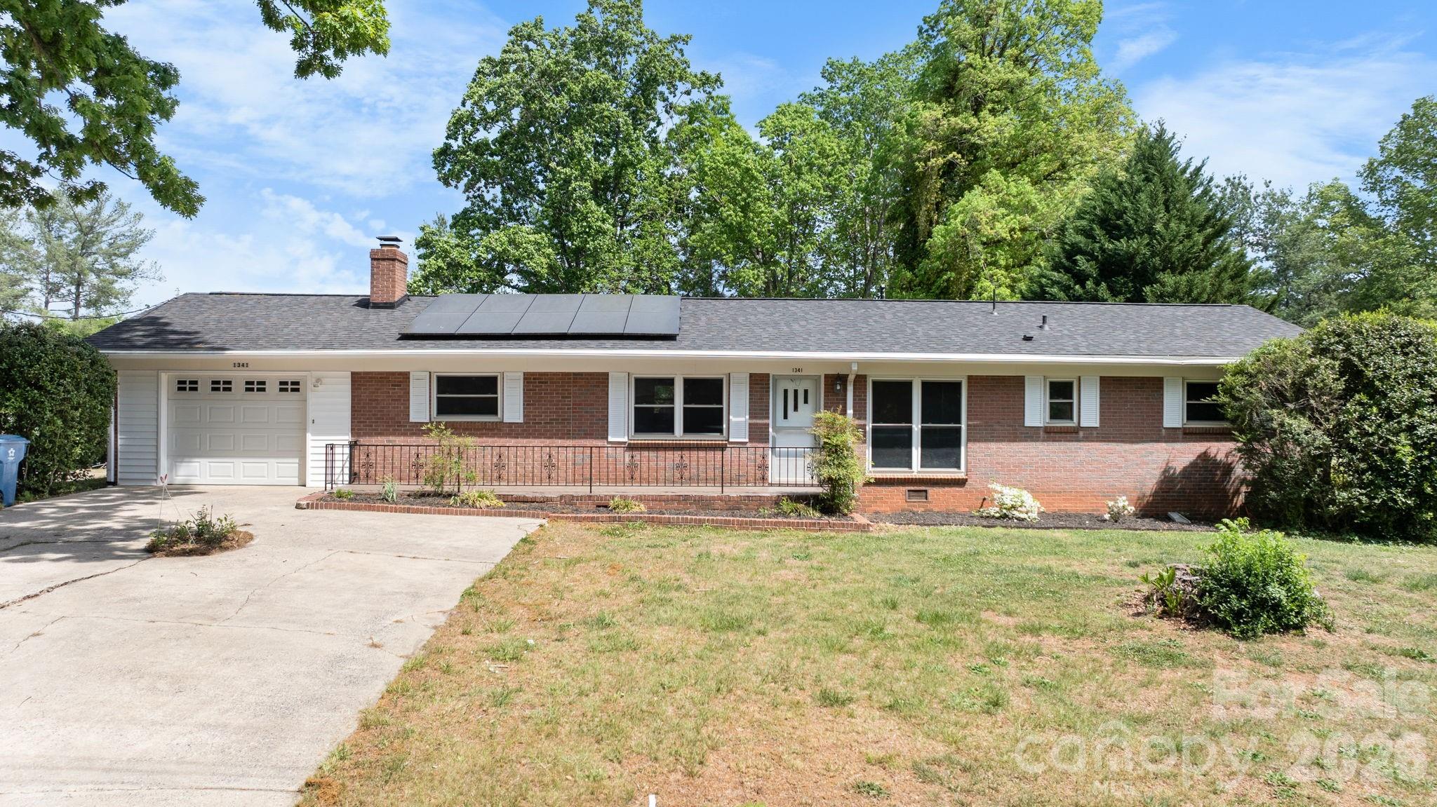 1341 26th Street SW Hickory NC 28602